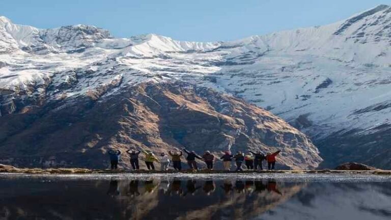 Manaslu Circuit vs Manaslu Tsum Valley Trek: Which Trek Should You Choose?